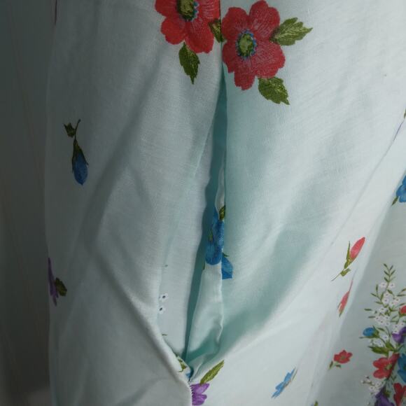 Vintage Its A Charm Long Robe Size Large Pastel Blue Floral Print - Picture 7 of 13